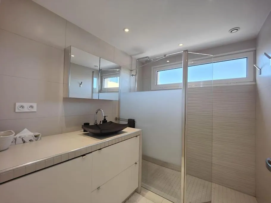 Apartment Cannes Vue Mer T2 61M²+ Parking France