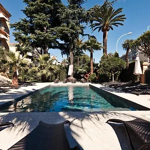 4* Hotell Golden Tulip De Paris